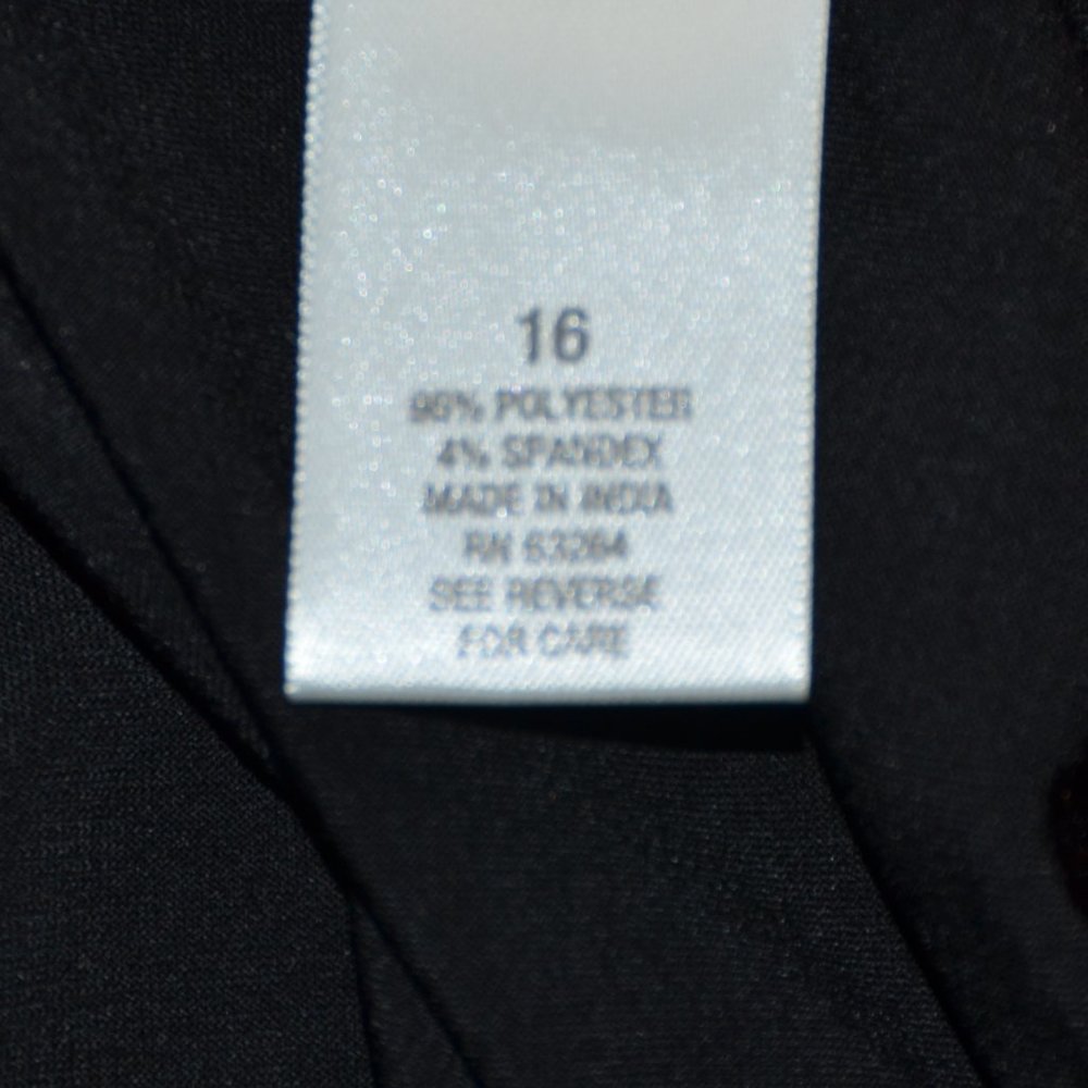 Dress - Picture 6 of 6